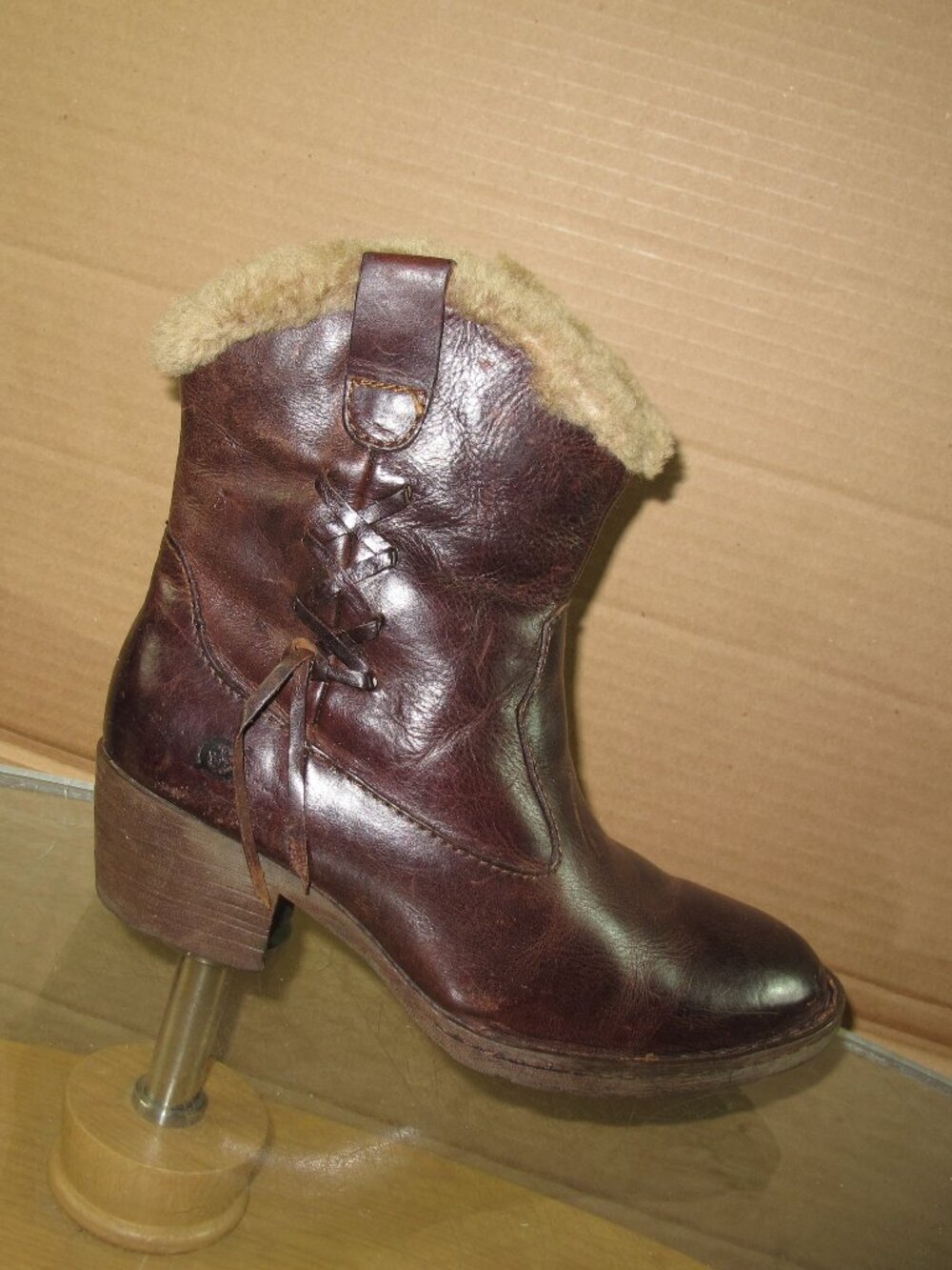 Born Boots Mid Calf Brown Leather Genuine Sheepskin Lining Women's Size 6